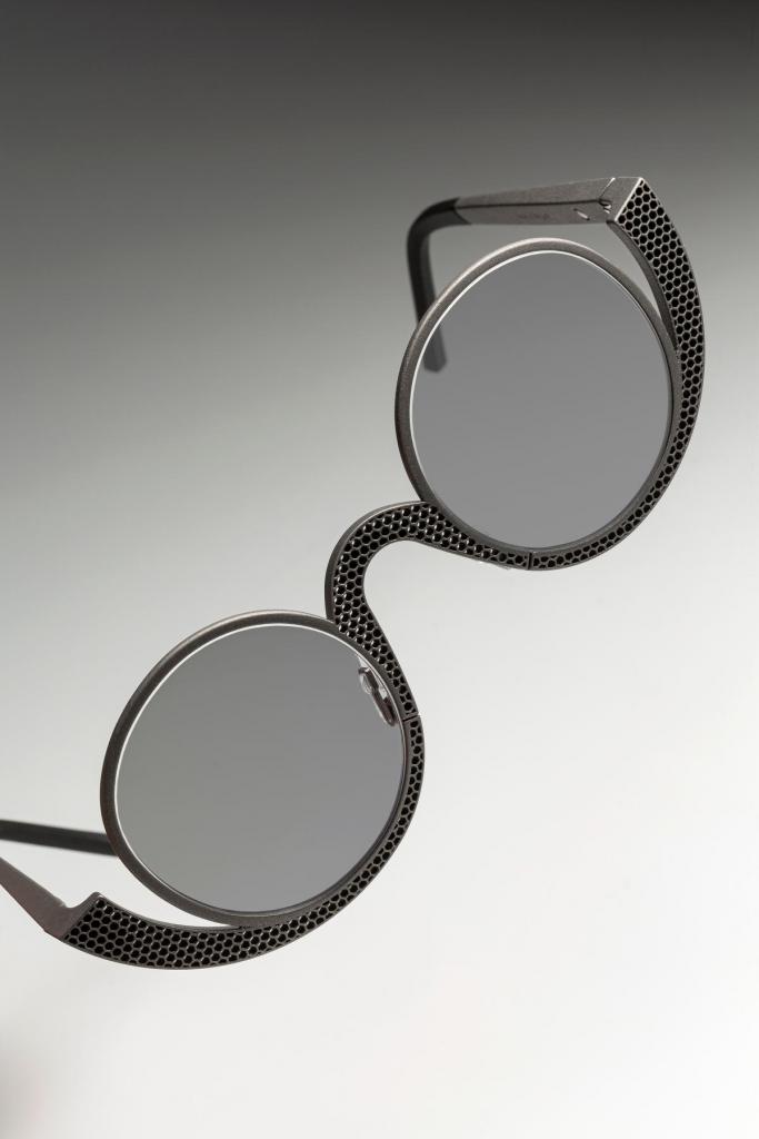 3D-lasergeprinte titanium bril uit de Hoet Couture-collectie.