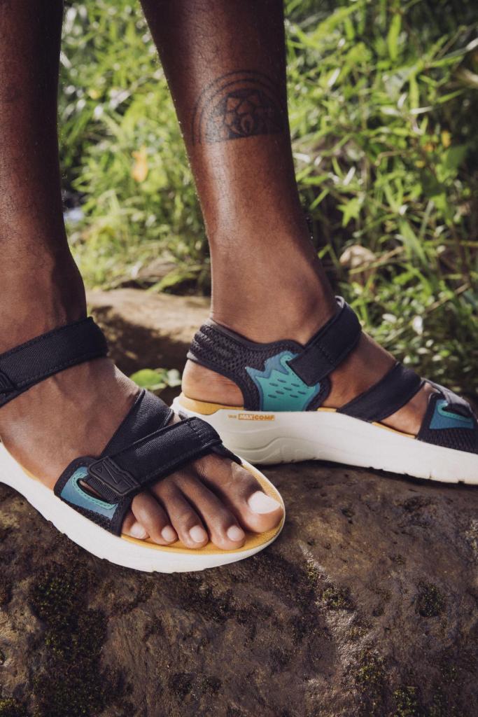 Zomerse stappersWandelsandaal voor heren, model Zymic (85 euro), van Teva.