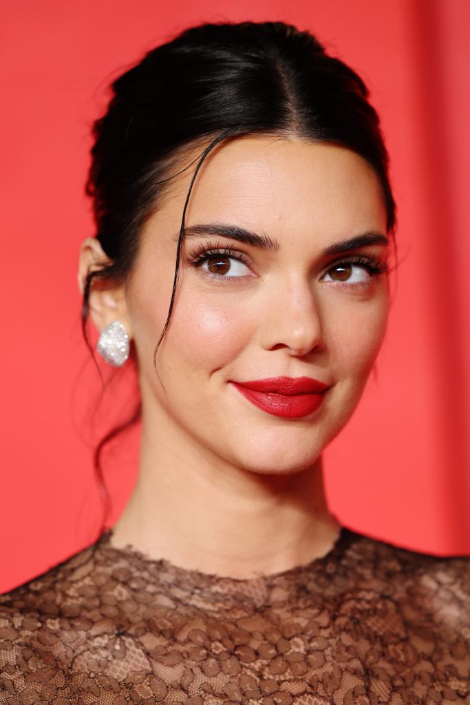 kendall jenner mascara 