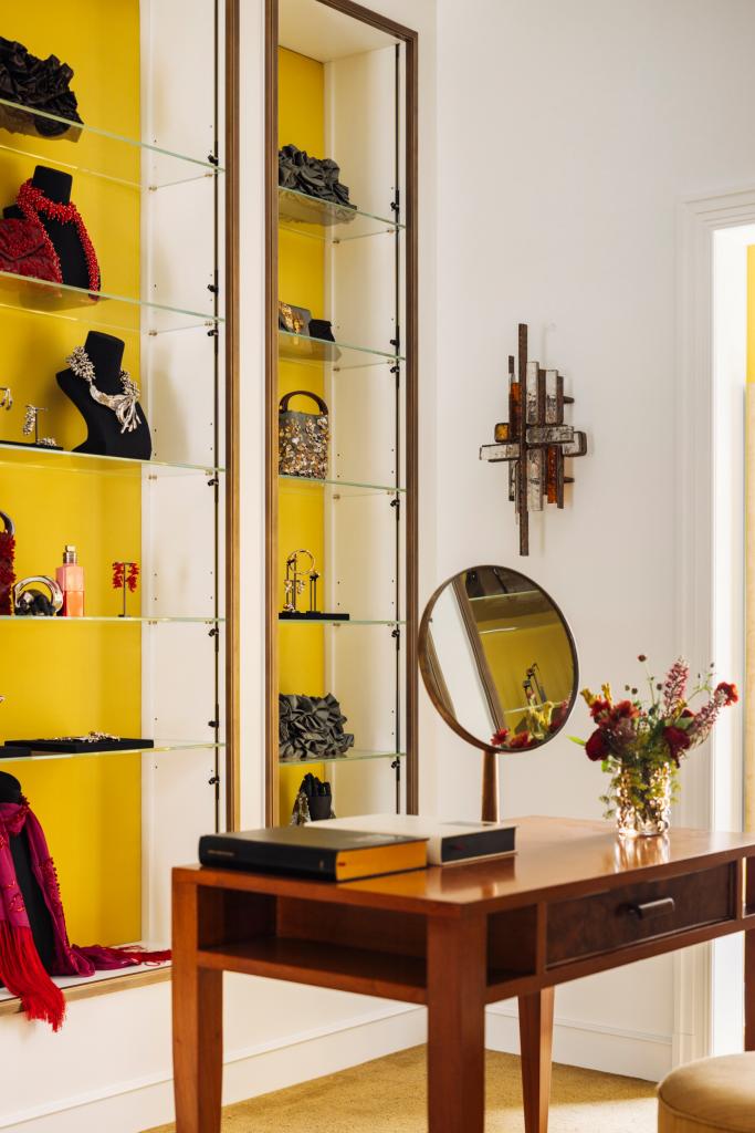 Dries van Noten brussels gallery