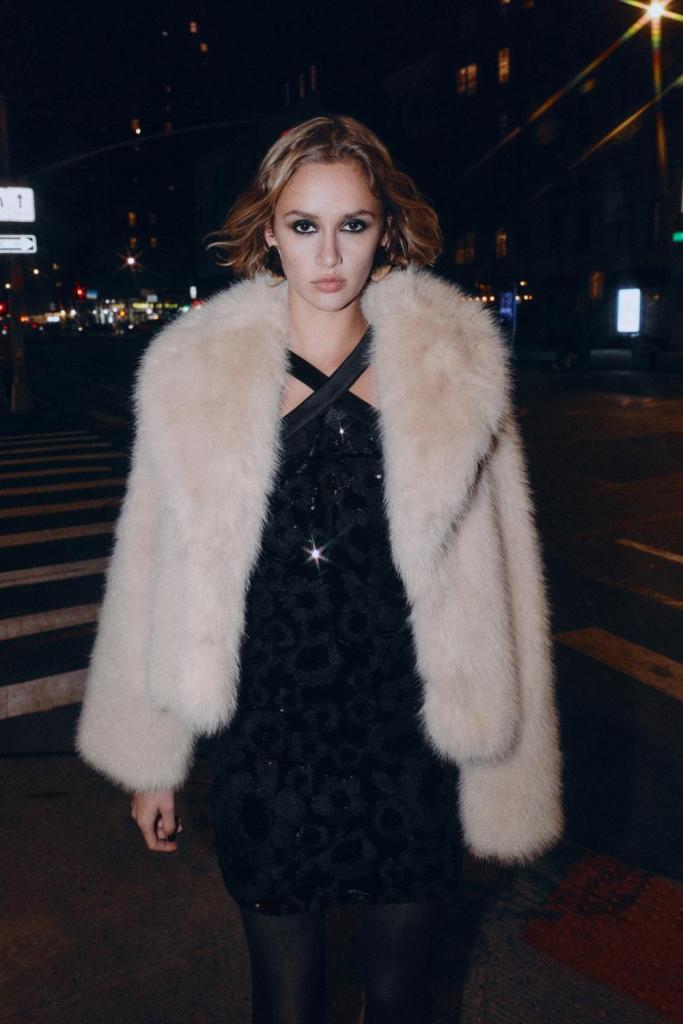 feestoutfit bontjas faux fur