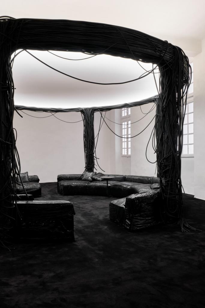 The Transformist Apartment