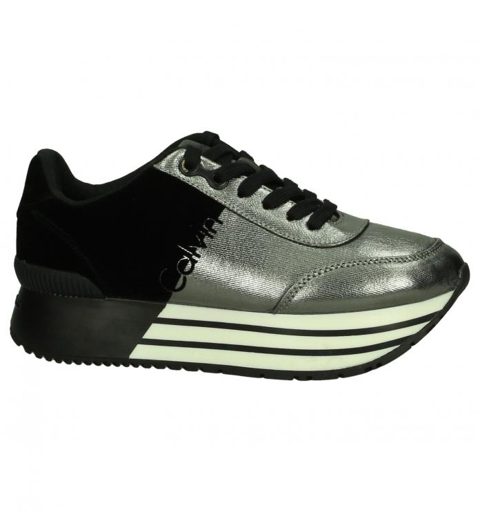 Hip de herfst door dankzij deze schoenen en tassen mét wauw-factor - Libelle