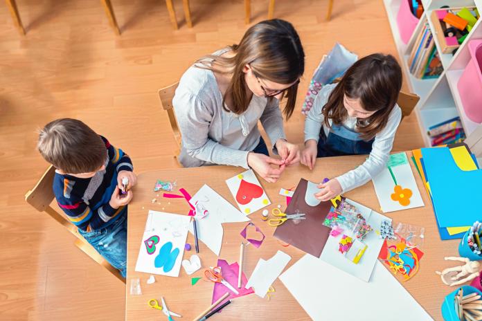 -Trouver la baby-sitter parfaite (ou presque) en 4 astuces
