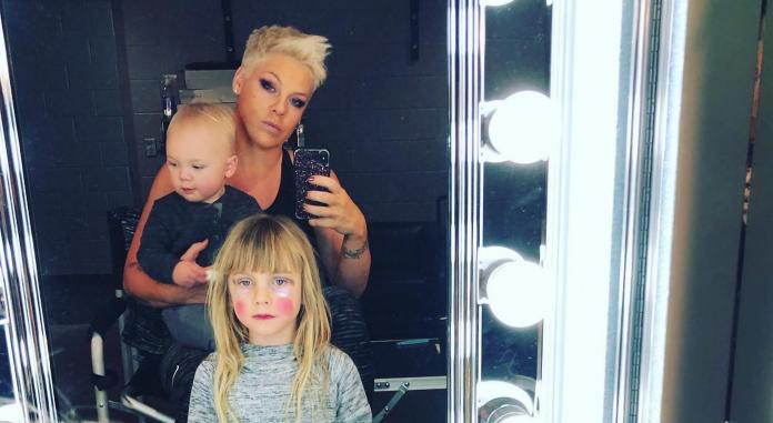 Vidéo: la fille de Pink, Willow, a réalisé un incroyable tuto maquillage