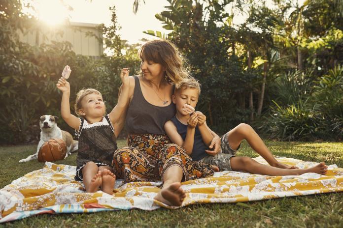mama met kinderen