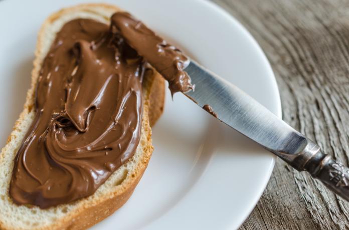 brood met hazelnootpasta