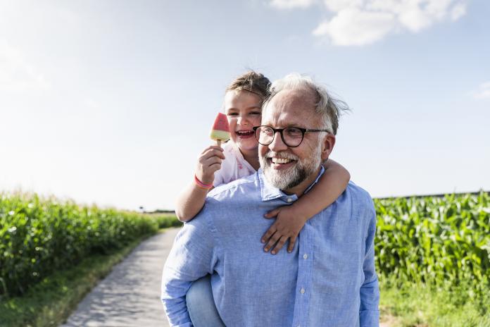 Quelle somme dépensent les grands-parents pour leurs petits-enfants?
