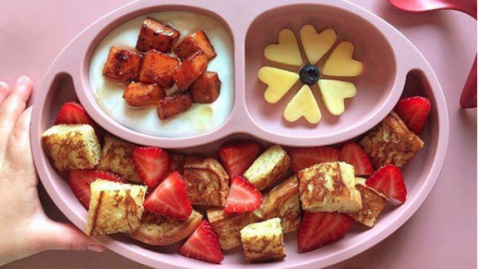 Coup De Cœur L Assiette Antiderapante De La Marque Ezpz Femmes D Aujourd Hui Mamans