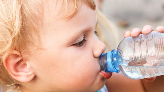 Comment Savoir Si Mon Enfant Est Deshydrate Femmes D Aujourd Hui Mamans