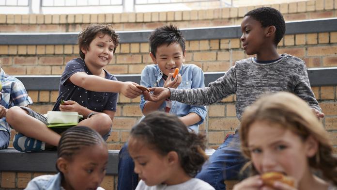 Faut-il apprendre le partage aux enfants? - Femmes d'Aujourd'hui Mamans - Les Enfants Des Autres