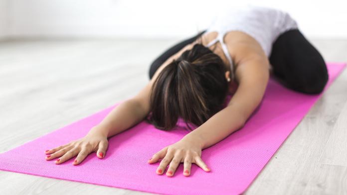 Le yoga prénatal en 10 questions