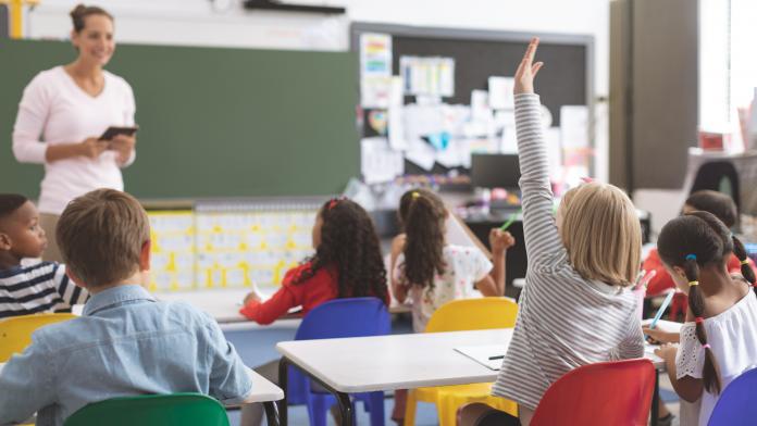 enfants à l'école