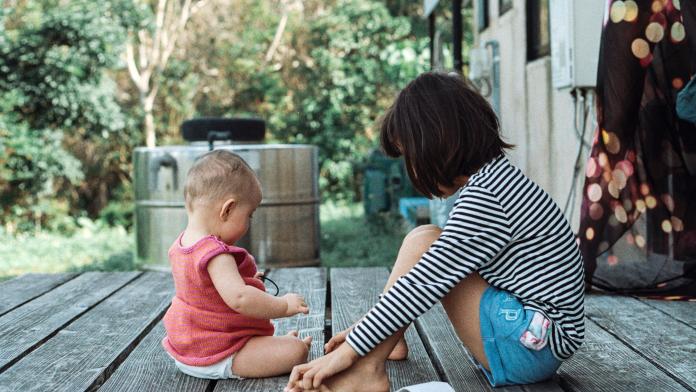 Quand peut-on asseoir un bébé?