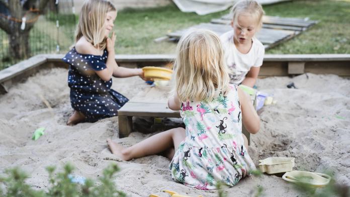 Coronavirus: mes enfants peuvent-ils voir leurs amis?