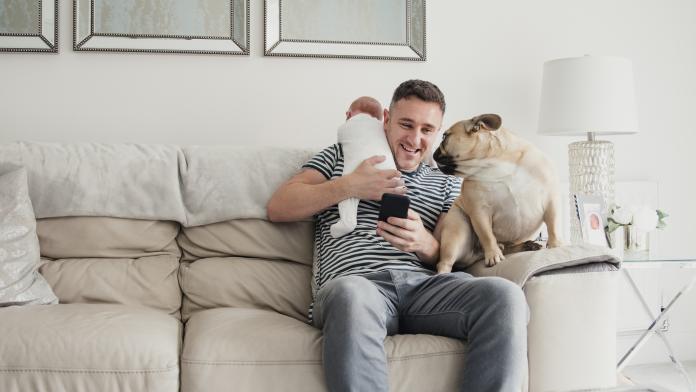 Comment préparer votre chien à l'arrivée de bébé?
