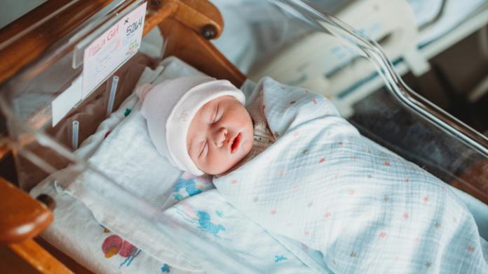 Geboortecijfers minder baby's geboren