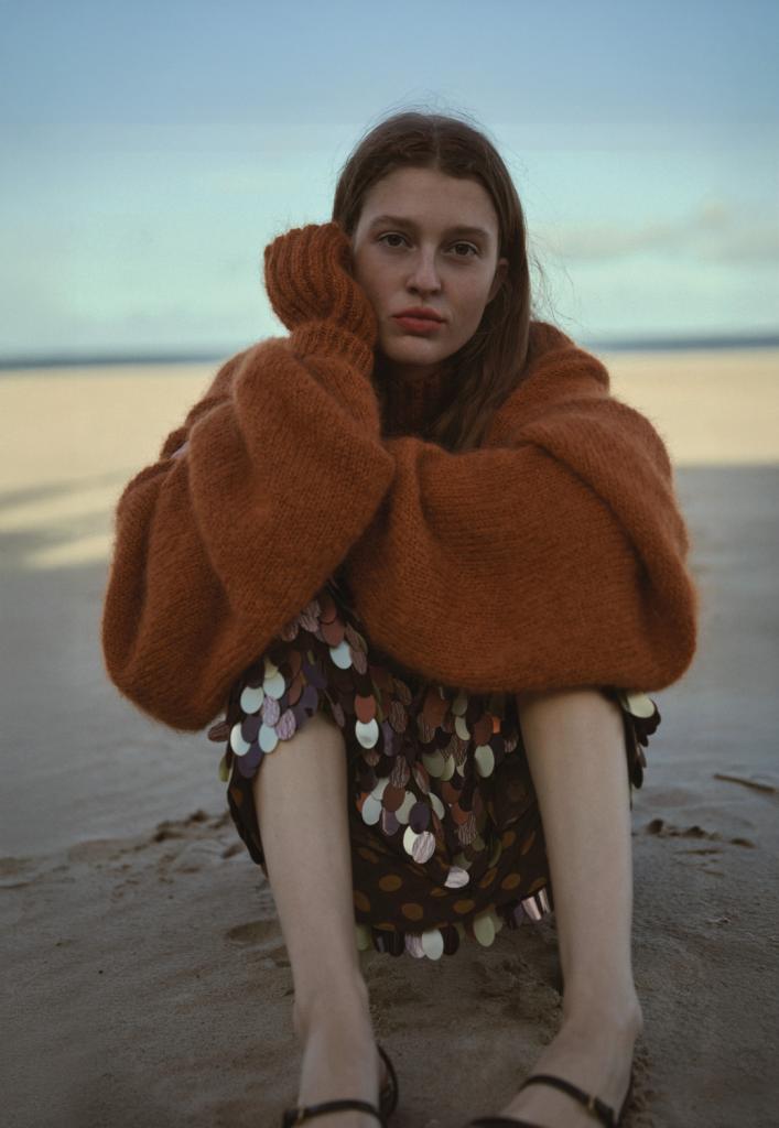 Dries Van Noten trui en rok