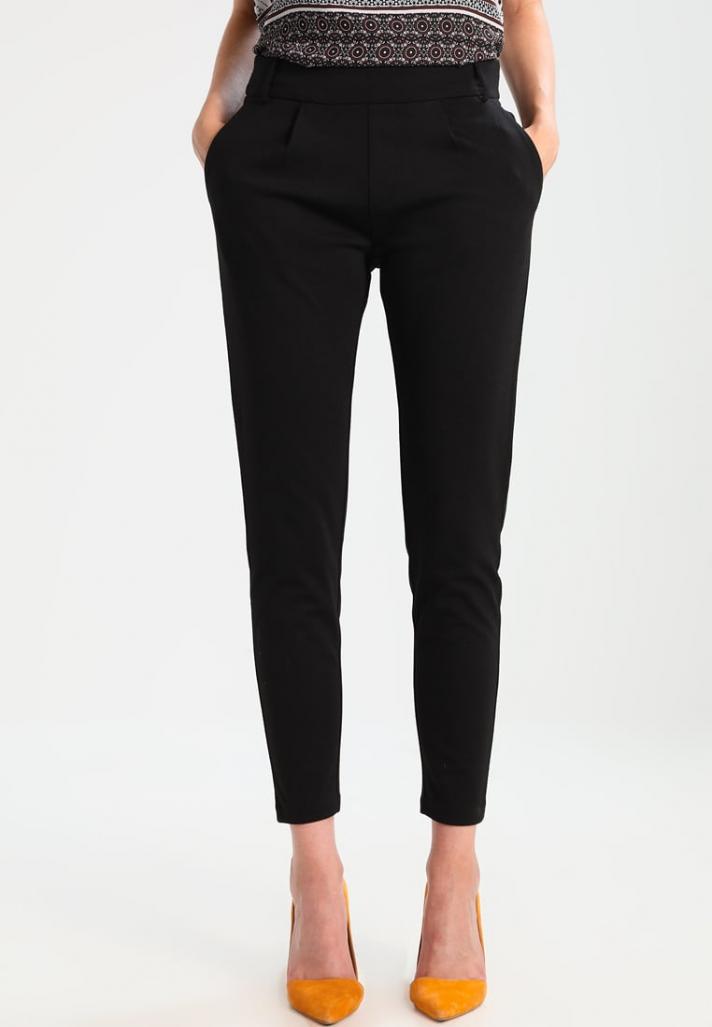 Zalando Essentials