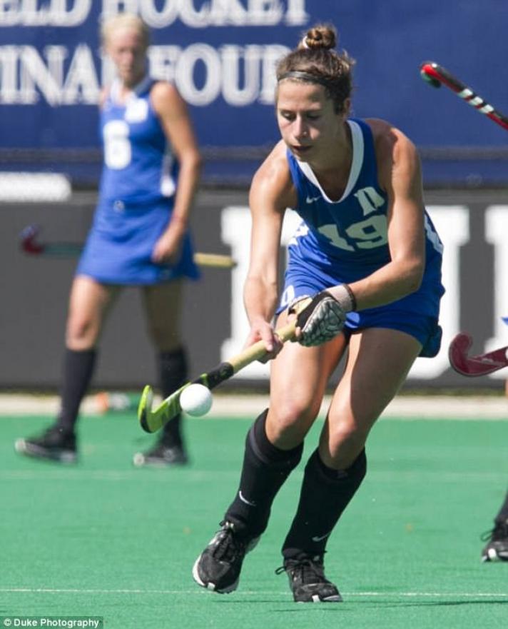 Ze houdt van hockey