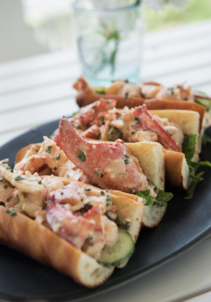 RECETTES le Lobster Roll, l'exquis sandwich au homard et ses déclinaisons