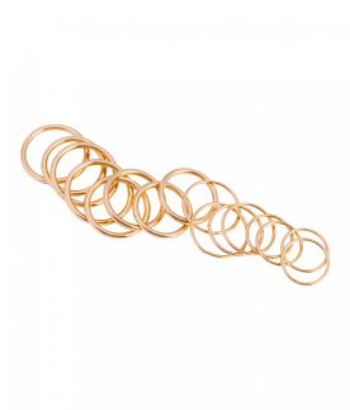 16 goudkleurige ringen