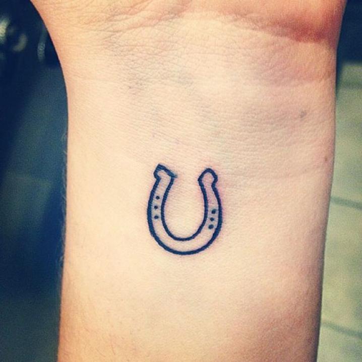 Tattoo "fer à cheval"