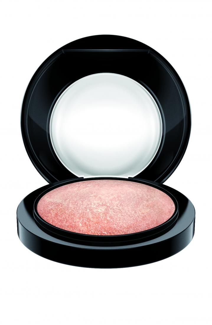 Mineralize Skinfinish in 'Soft & Gentle'