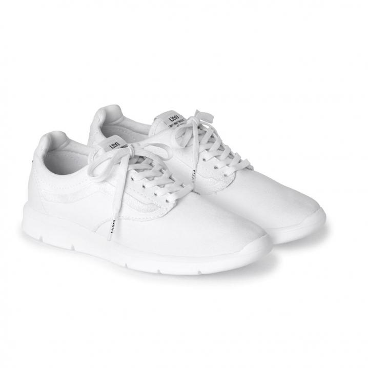 Witte sneakers