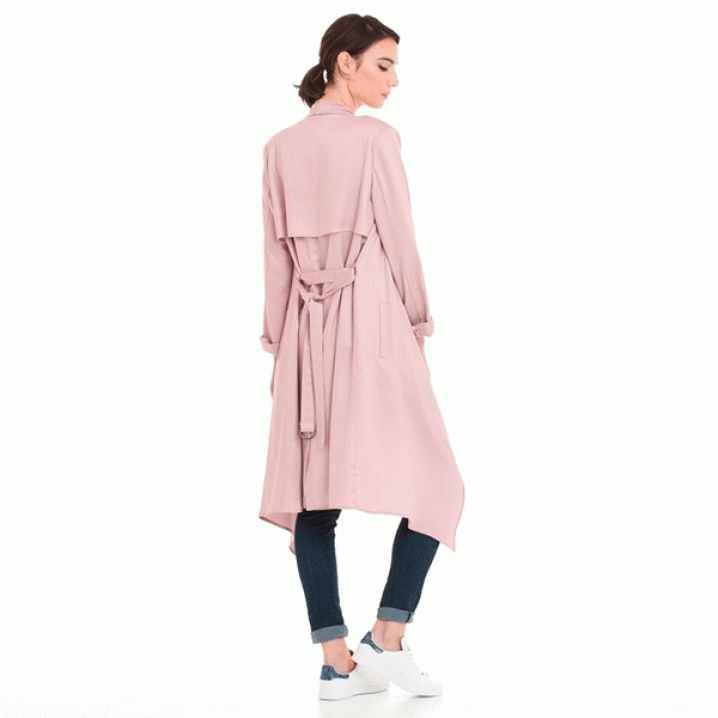 Roze trenchcoat