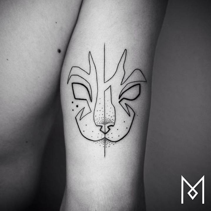Tattoos uit een lijn