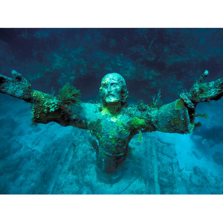 Christ of the Abyss in de Italiaanse Riviera