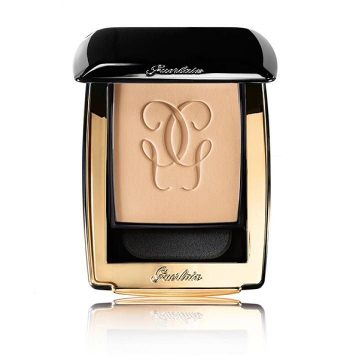 Parure Gold Compact Foundation in 'Beige Clair'