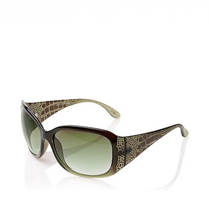 zonnebril groen esprit 39 90 euro