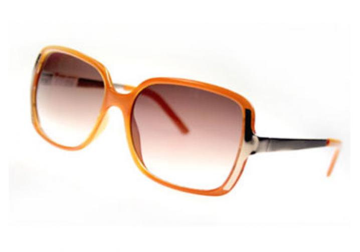 zonnebril six 10 95 euro