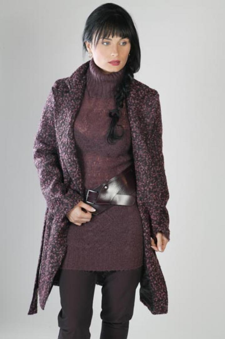 CrisJanssens women Pullover 155euro Coat 285euro