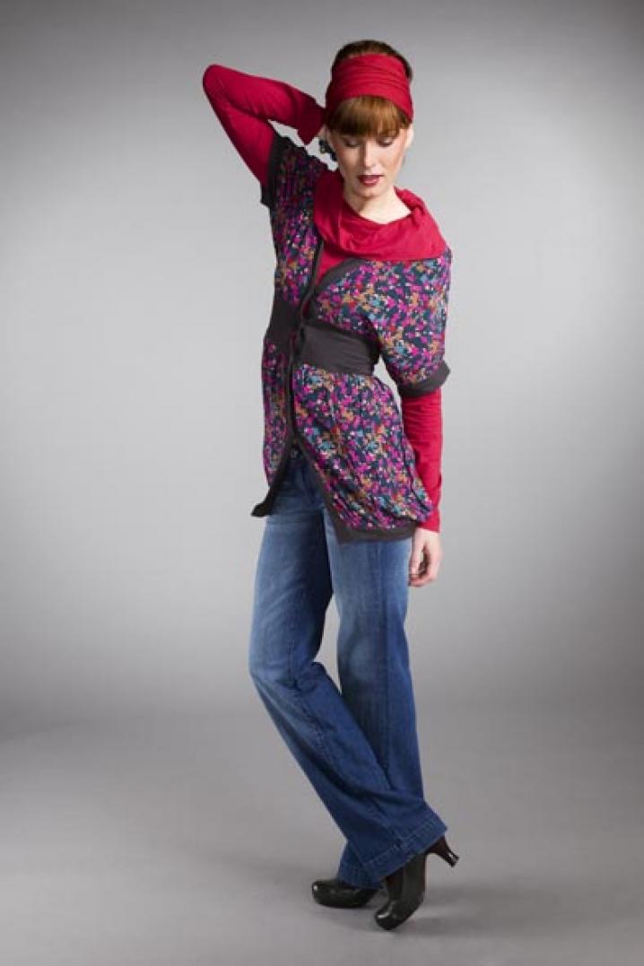 Enolah women Tshirt 68euro Cardigan 150euro Jeans 99euro