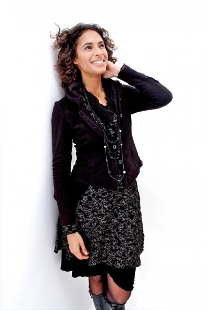 IAMGold women Dress 159,95euro Cardigan 119,95euro