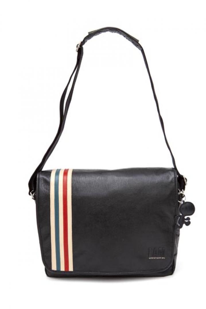 IAM BAGS PACKSHOT 10