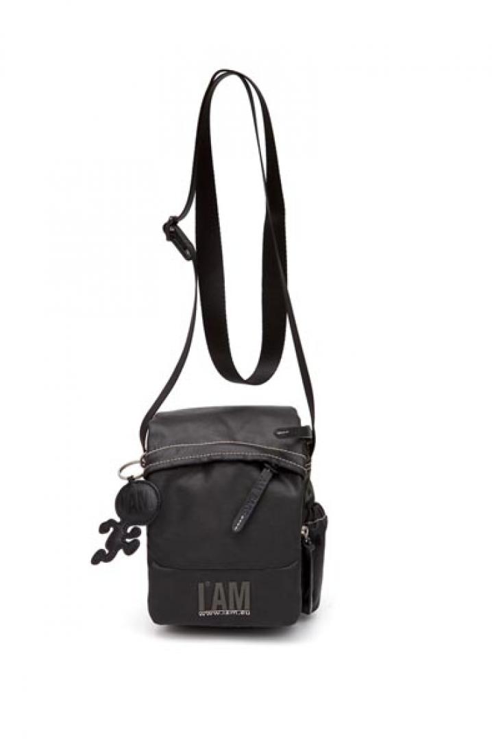 IAM BAGS PACKSHOT 21