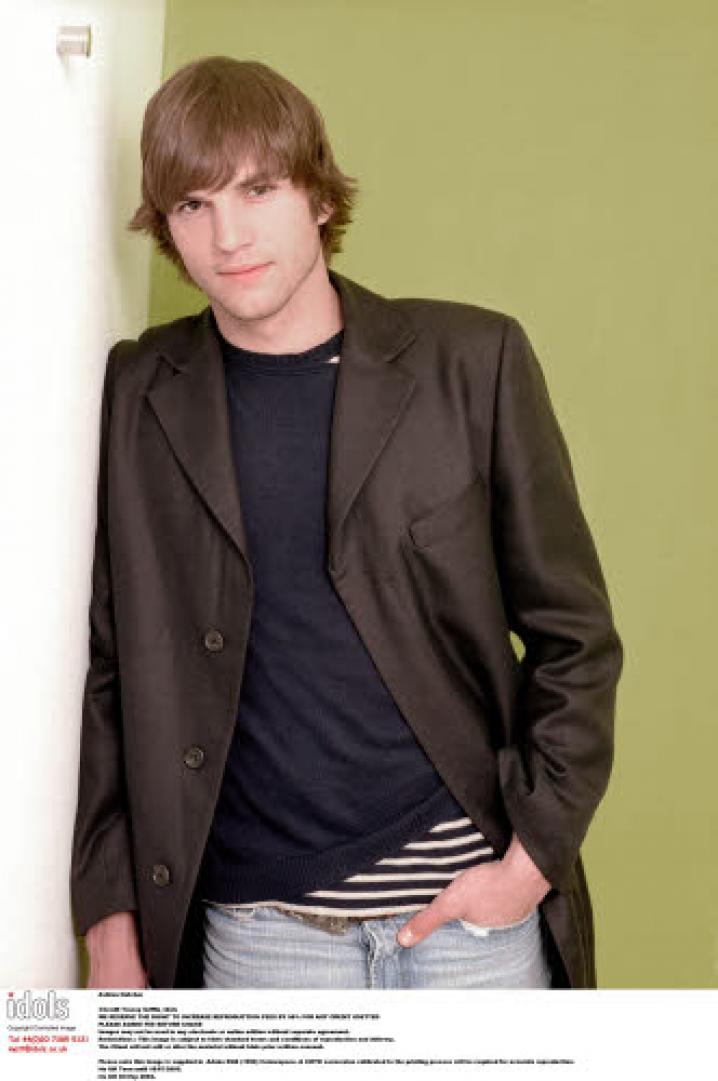  Ashton Kutcher (10)