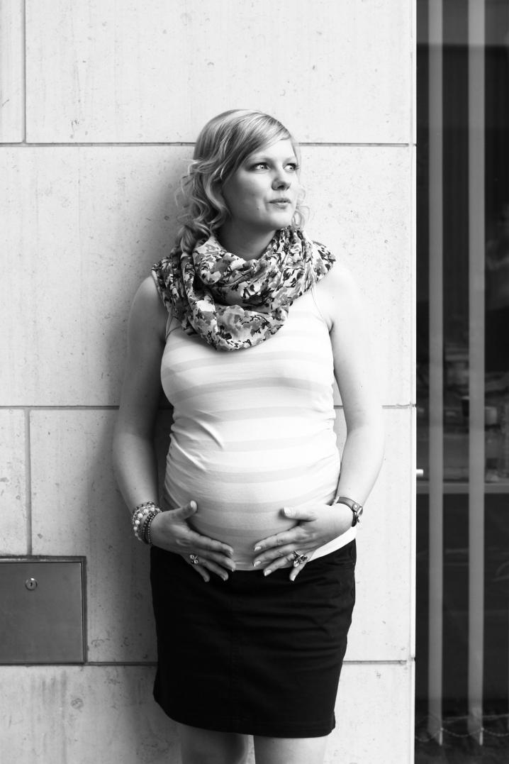 femme enceinte lieselotte (3).JPG