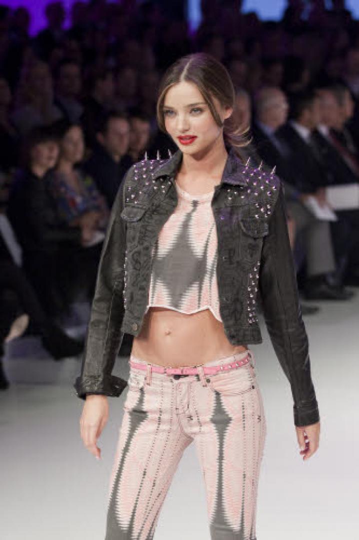 Reporters es springsummer 28