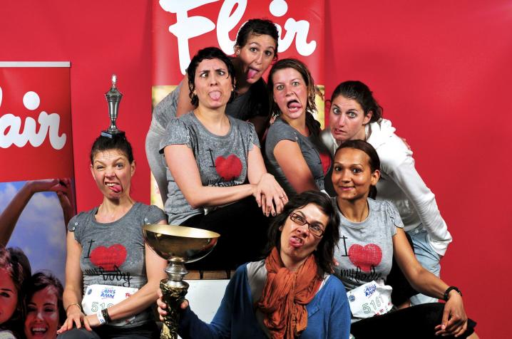 10Ladiesrun Flair team 002