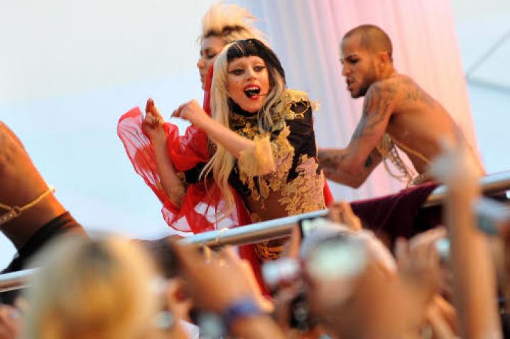 lady gaga festival cannes (21)