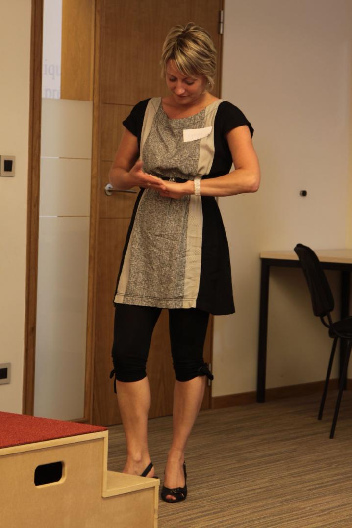 cours marcher en talons (20).JPG