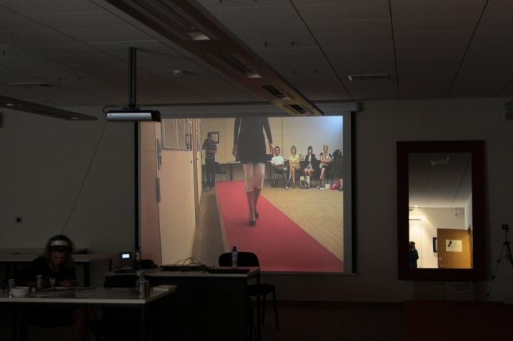 cours marcher en talons (58).JPG