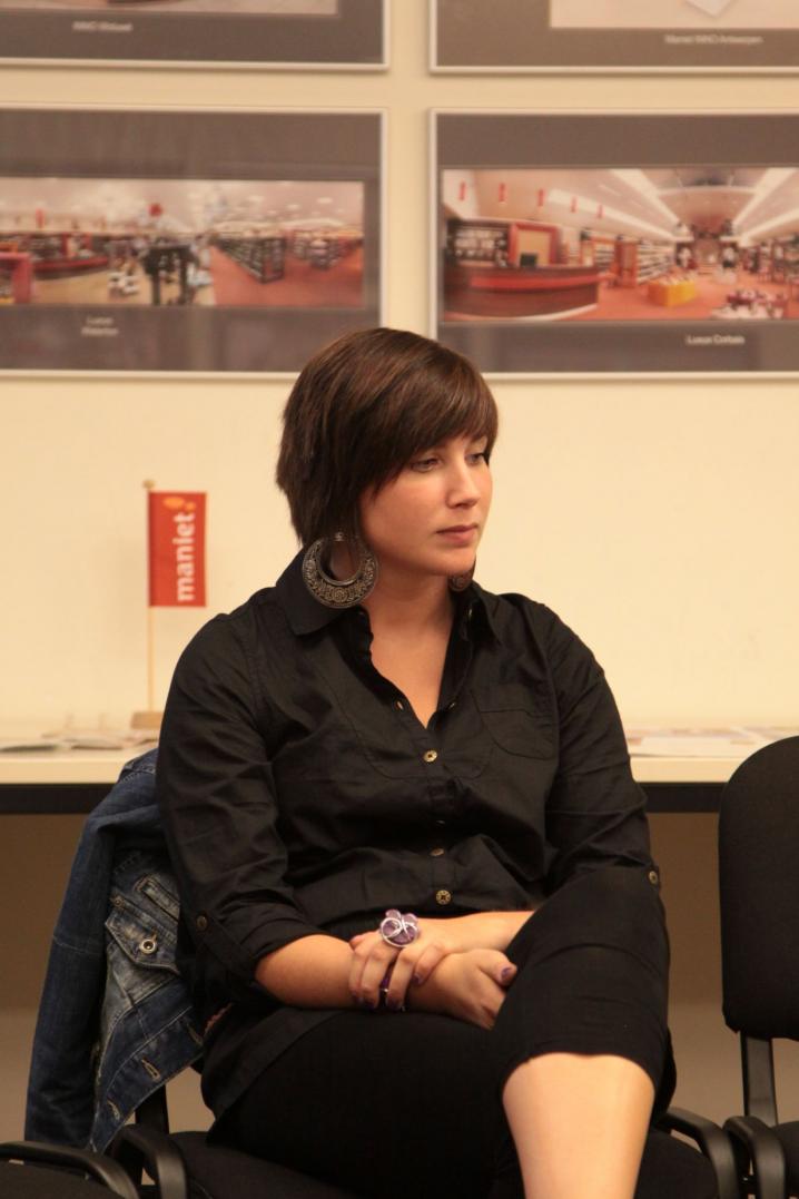 cours marcher en talons (62).JPG