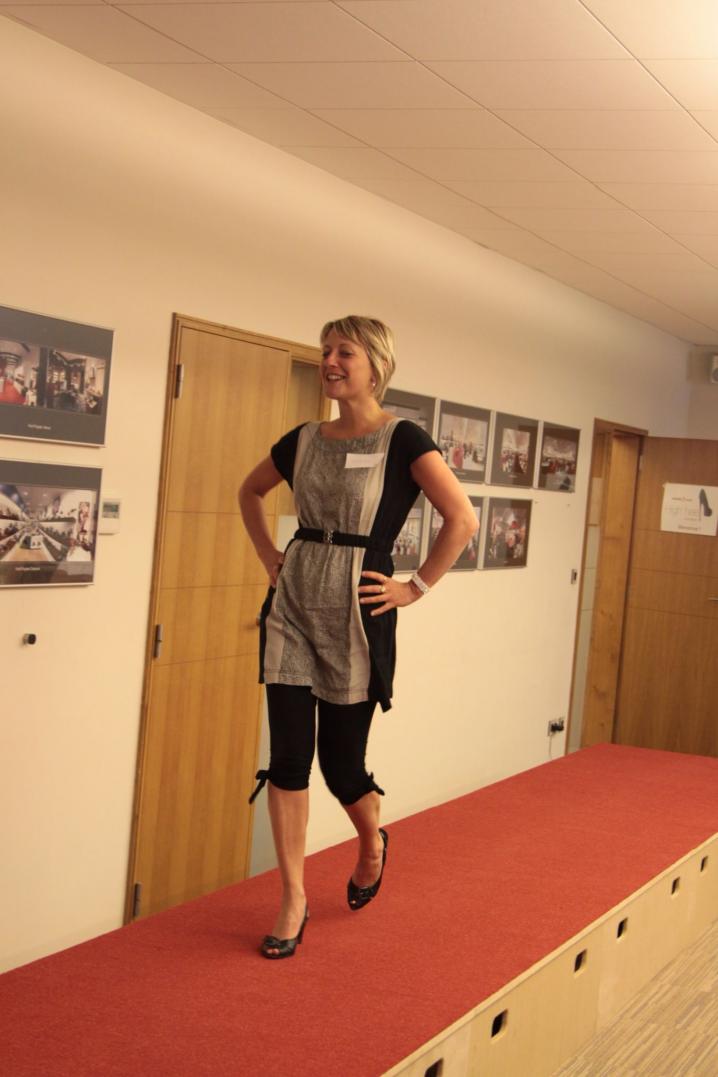 cours marcher en talons (43).JPG