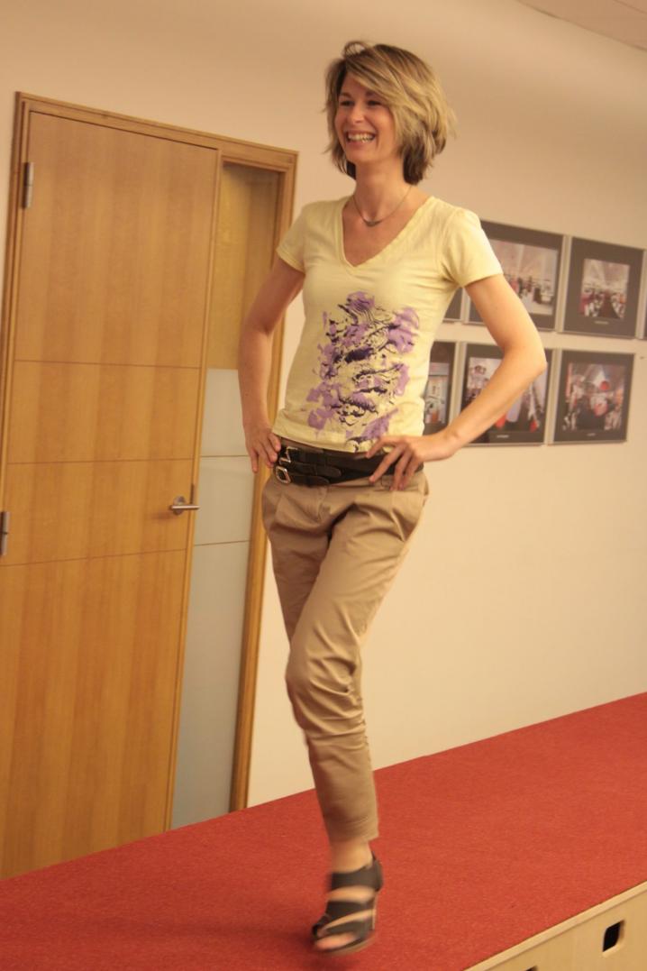 cours marcher en talons (46).JPG